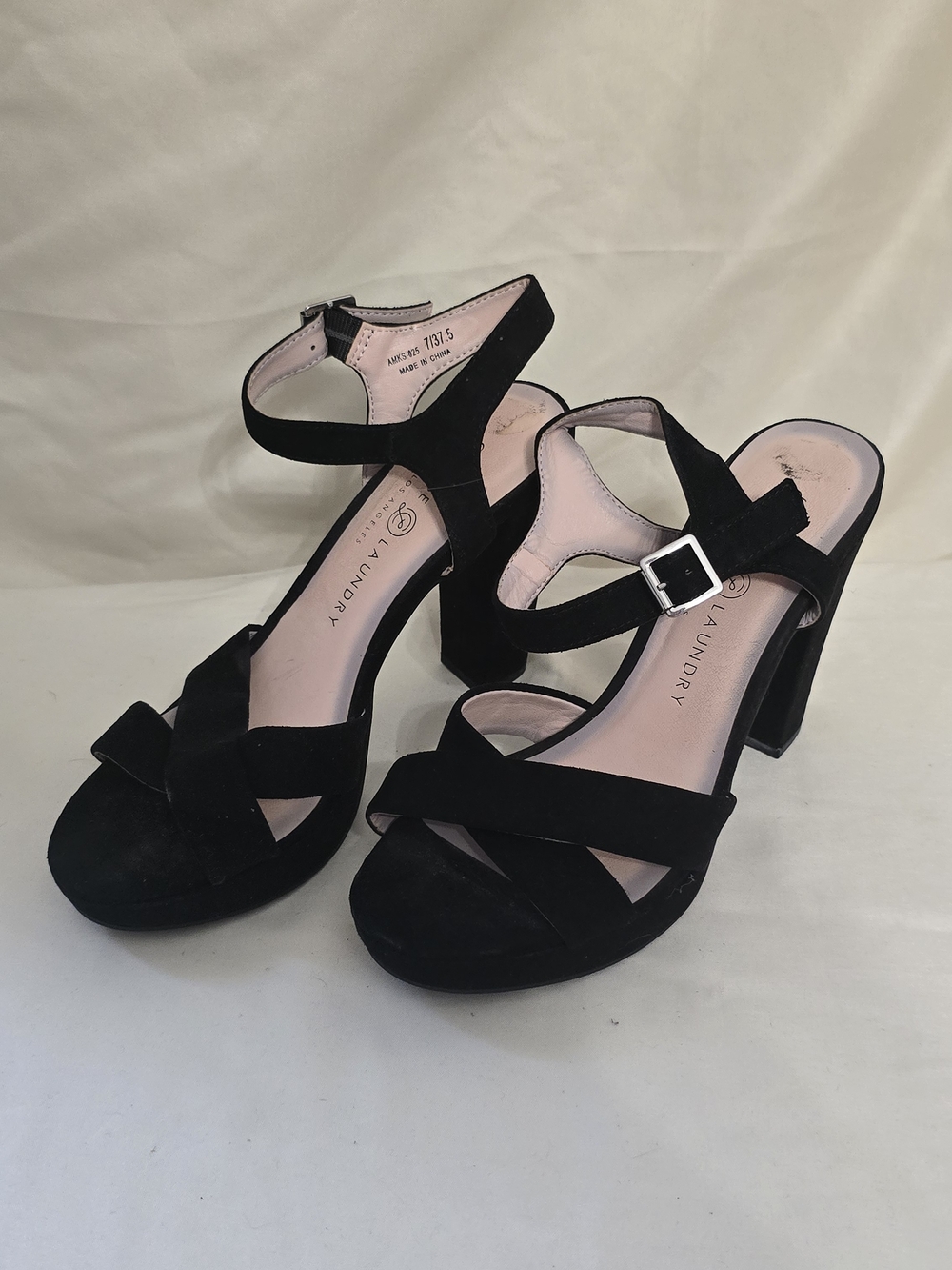 Laundry By Shelli Segal Black Suede Strappy Block Heel Sandals